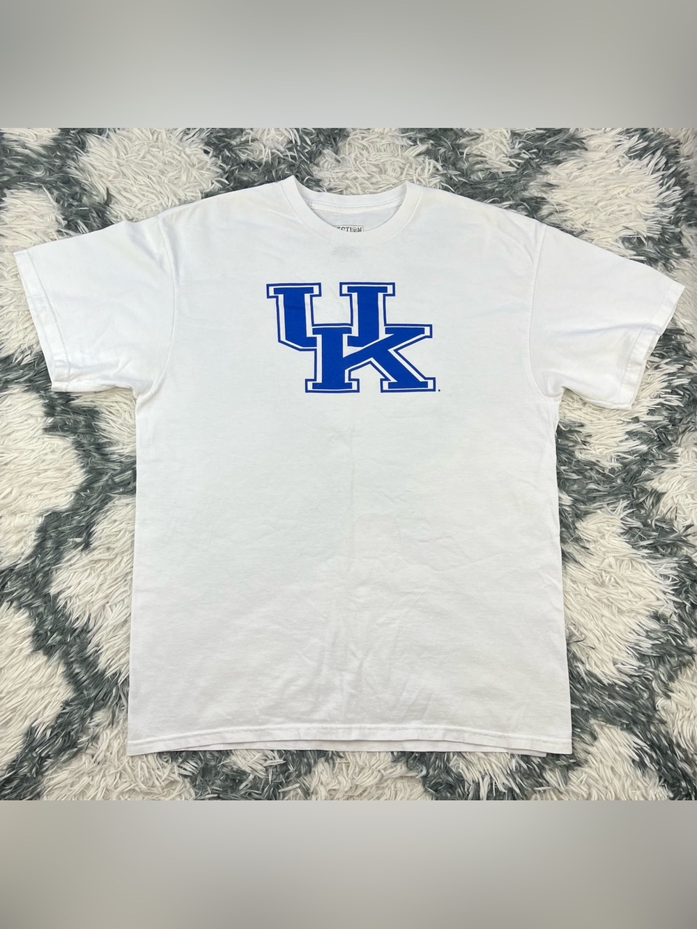 Section 101 by Majestic Men’s White University Of Kentucky Graphic T- Shirt Sz L